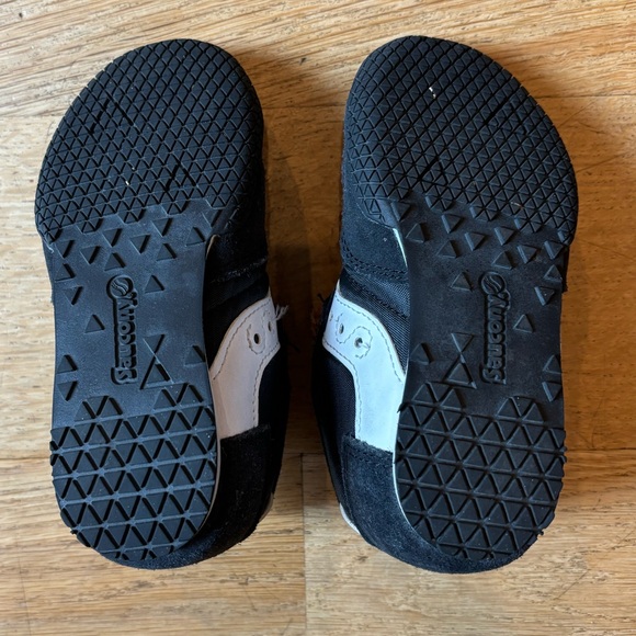 Toddler Saucony Sneakers Black 8.5 - Picture 4 of 8